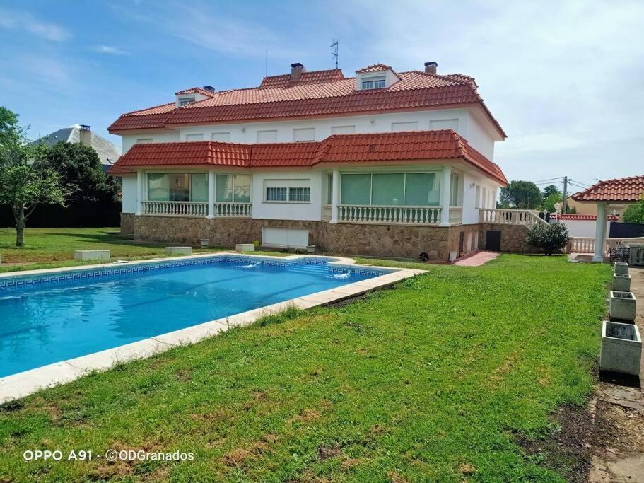 Vila La Casona Imperial Alpedrete Exteriér fotografie