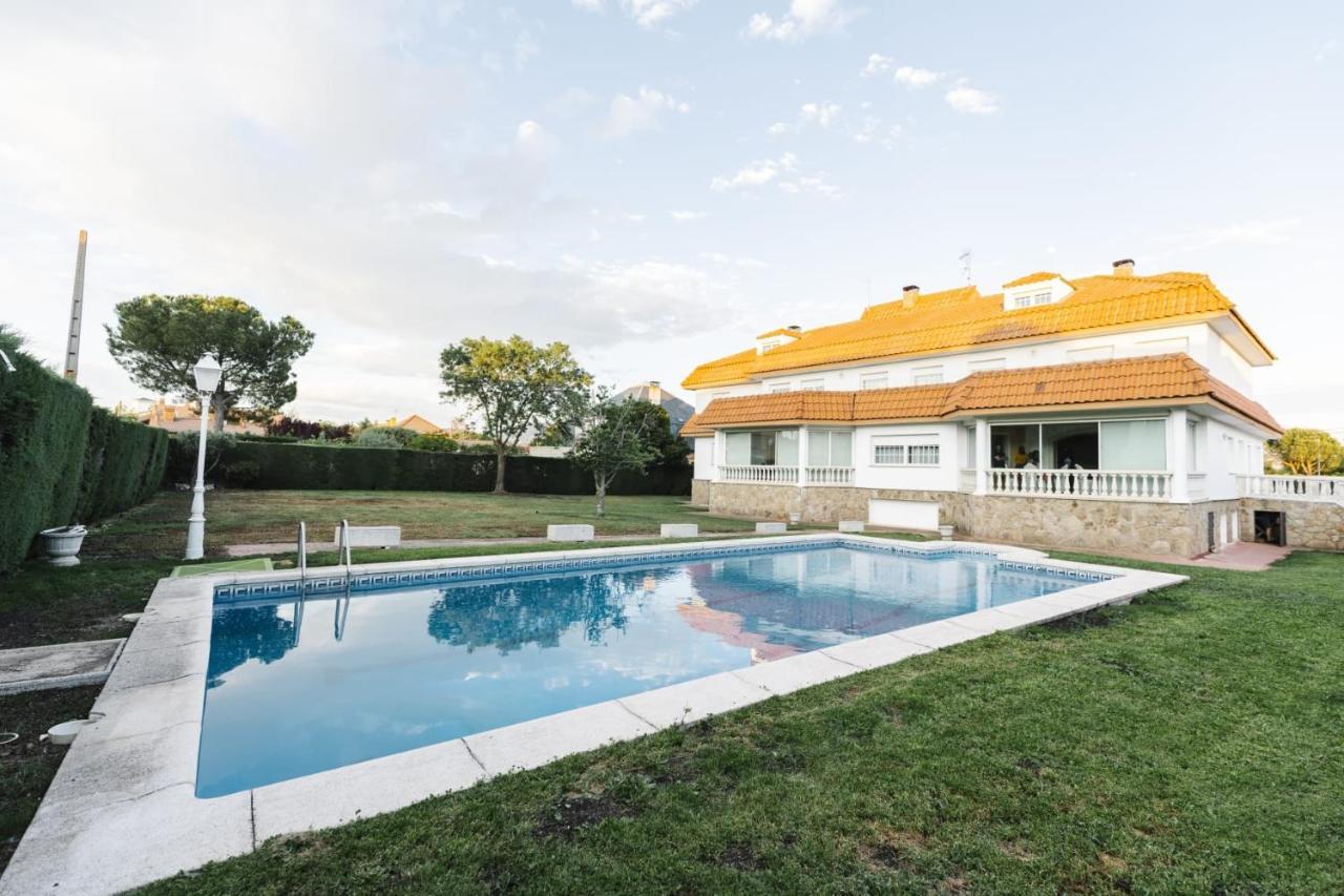 Vila La Casona Imperial Alpedrete Exteriér fotografie